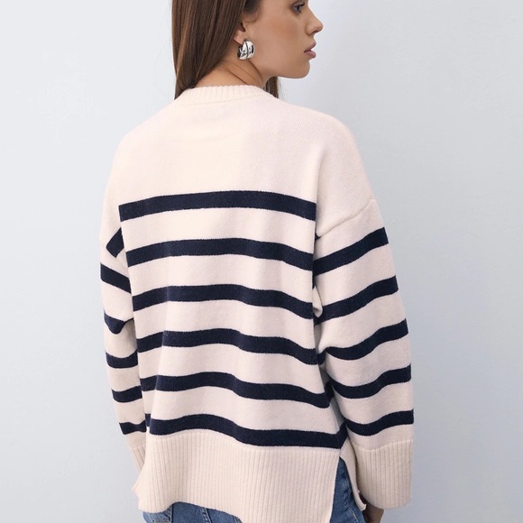 THE COMMENSE Drop Shoulder Striped Sweater size S - Picture 5 of 5